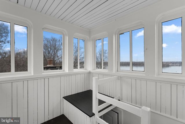 231 WOODLANE RD, Edgewater Park, NJ 08010