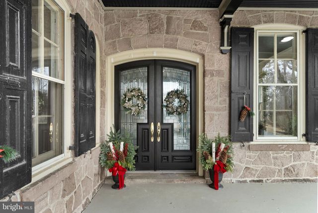 231 WOODLANE RD, Edgewater Park, NJ 08010