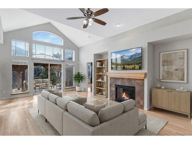 1530 Lincoln St, Longmont, CO 80501