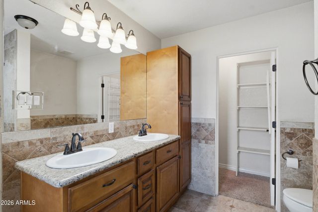 4229 E WILSHIRE Drive, Phoenix, AZ 85008