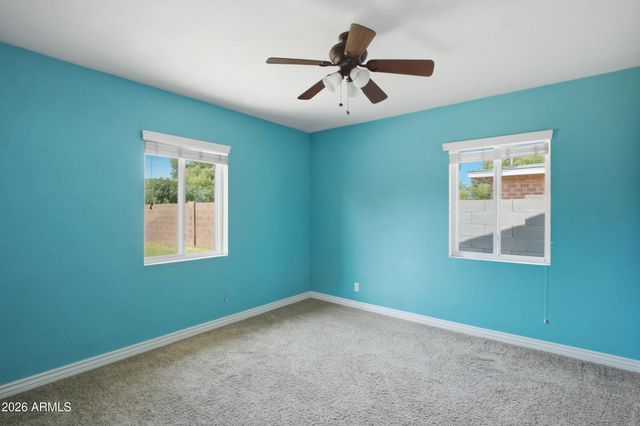 4229 E WILSHIRE Drive, Phoenix, AZ 85008