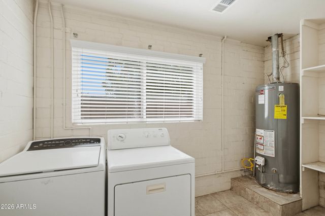 4229 E WILSHIRE Drive, Phoenix, AZ 85008