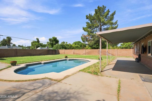4229 E WILSHIRE Drive, Phoenix, AZ 85008