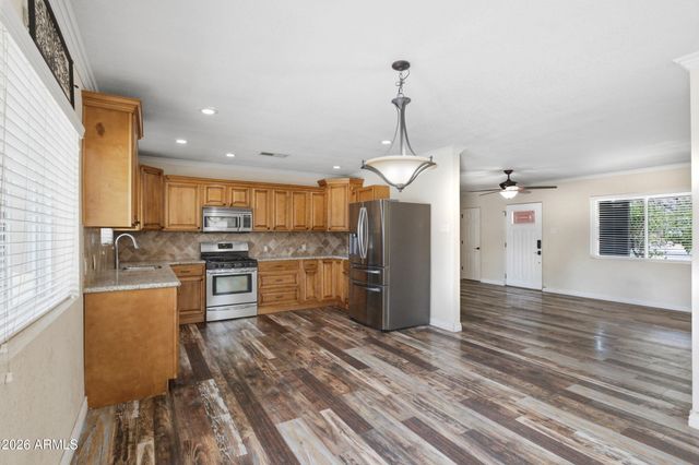 4229 E WILSHIRE Drive, Phoenix, AZ 85008