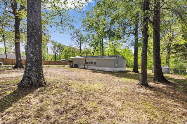 902 Sherman Hill Road, Jacksonville, AR 72076