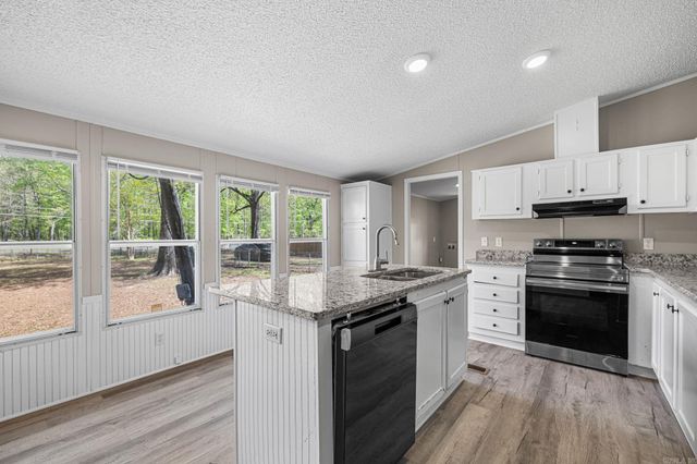 902 Sherman Hill Road, Jacksonville, AR 72076