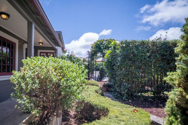 515 Dickman Avenue, Monterey, CA 93940