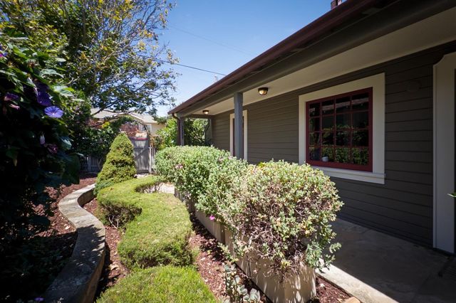 515 Dickman Avenue, Monterey, CA 93940