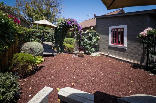 515 Dickman Avenue, Monterey, CA 93940