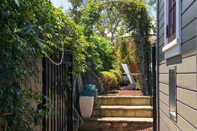 515 Dickman Avenue, Monterey, CA 93940