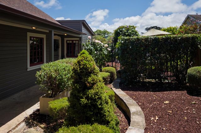 515 Dickman Avenue, Monterey, CA 93940