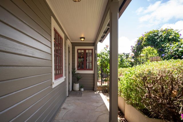 515 Dickman Avenue, Monterey, CA 93940