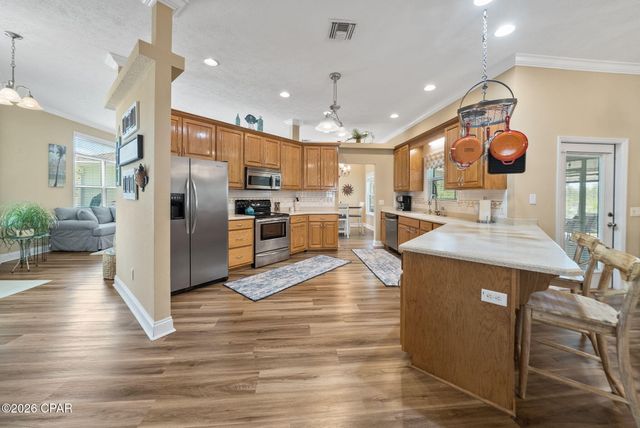 6303 Lakeshore Drive, Panama City, FL 32404