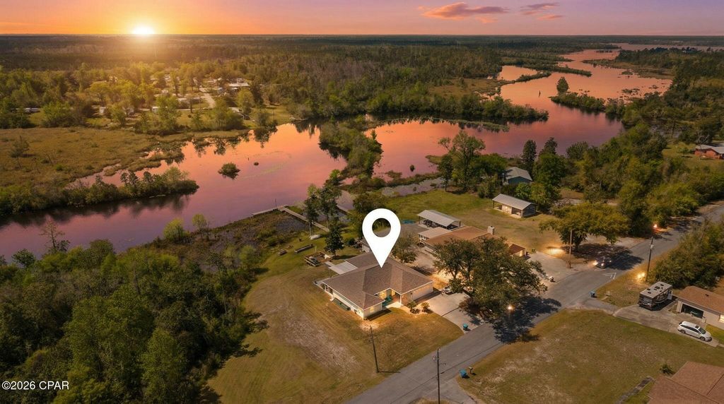 6303 Lakeshore Drive, Panama City, FL 32404