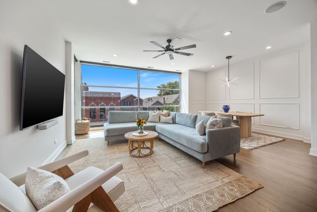1510 W Cortez Street 3E, Chicago, IL 60642