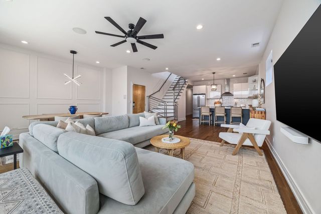 1510 W Cortez Street 3E, Chicago, IL 60642