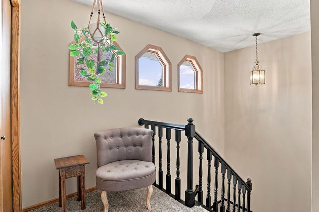 10626 Daisy Circle, Bloomington, MN 55438