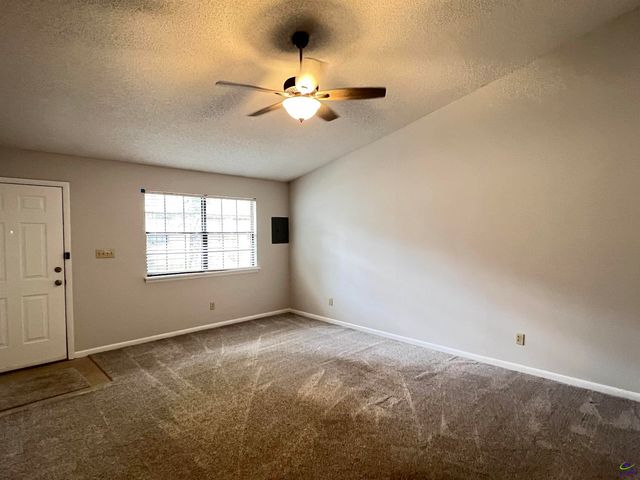 412 Tallulah Trail, Warner Robins, GA 31088