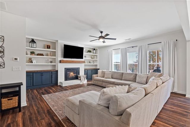 203 Augusta Walk, Canton, GA 30114