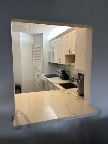 5300 NE 24th Terrace 218c, Fort Lauderdale, FL 33308