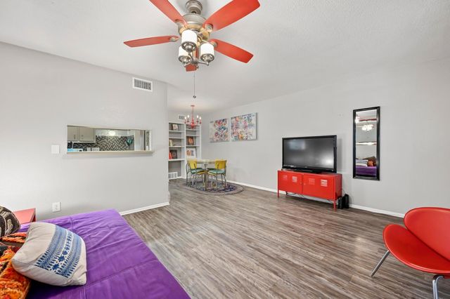 2425 Ashdale DR 78, Austin, TX 78757