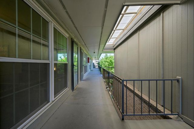 2425 Ashdale DR 78, Austin, TX 78757