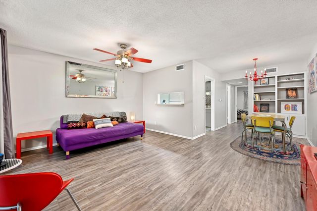 2425 Ashdale DR 78, Austin, TX 78757