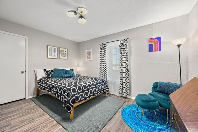 2425 Ashdale DR 78, Austin, TX 78757