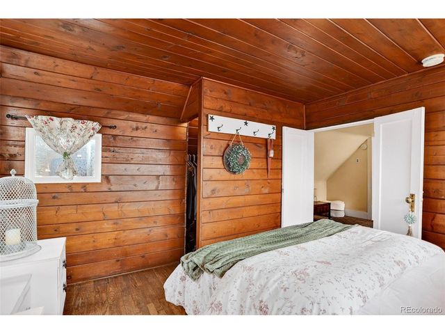 412 E Columbia St, Colorado Springs, CO 80907