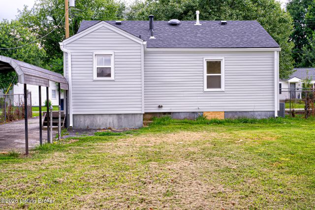 1566 Loney Ln, Louisville, KY 40216