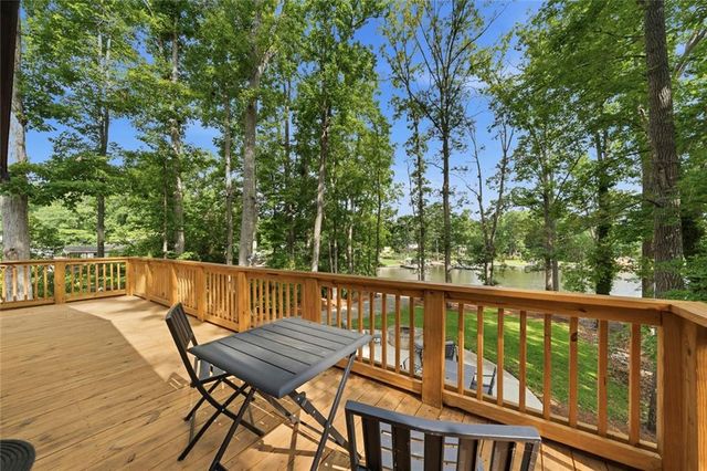 233 Lakeshore Drive, Eatonton, GA 31024