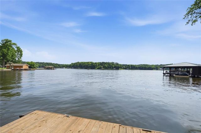 233 Lakeshore Drive, Eatonton, GA 31024