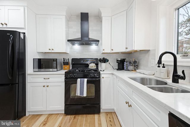 417 LANCASTER AVE, Lancaster, PA 17603