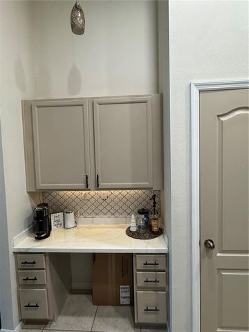 2318 TANBARK RIDGE PLACE 2318, Plant City, FL 33563