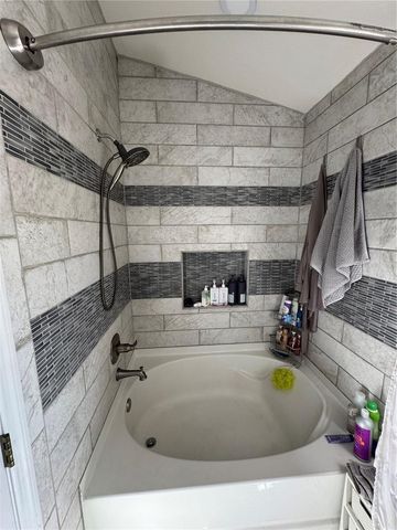 2318 TANBARK RIDGE PLACE 2318, Plant City, FL 33563