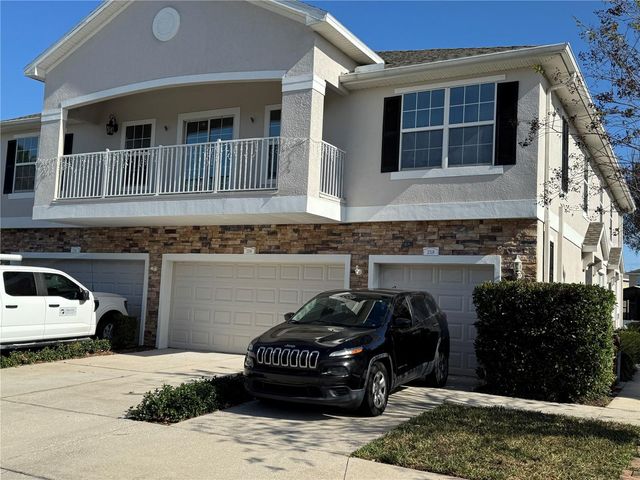 2318 TANBARK RIDGE PLACE 2318, Plant City, FL 33563