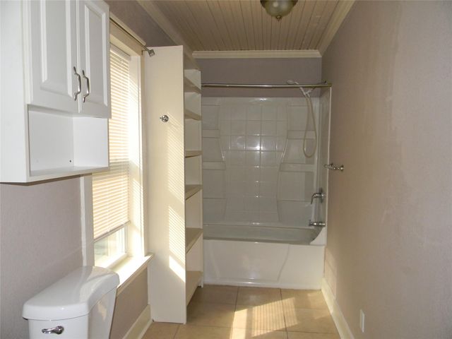 2423 Avenue L Rear, Galveston, TX 77550