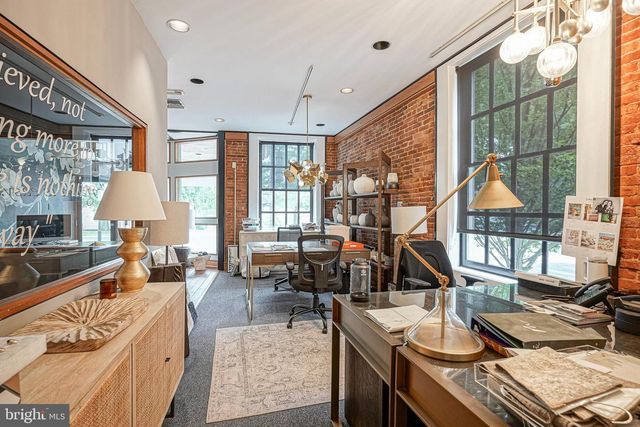 101 E MAIN ST, Moorestown, NJ 08057