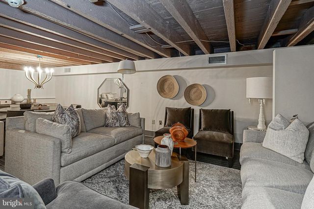 101 E MAIN ST, Moorestown, NJ 08057