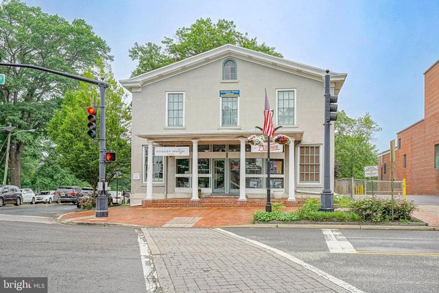101 E MAIN ST, Moorestown, NJ 08057