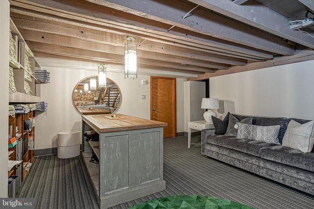 101 E MAIN ST, Moorestown, NJ 08057