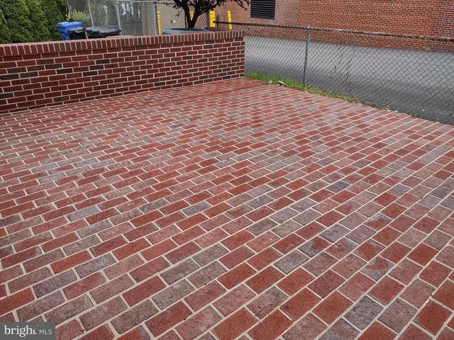 101 E MAIN ST, Moorestown, NJ 08057