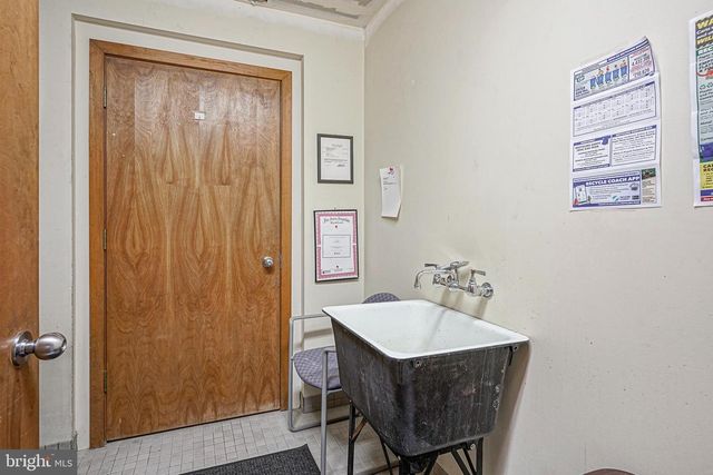 101 E MAIN ST, Moorestown, NJ 08057