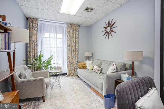 101 E MAIN ST, Moorestown, NJ 08057