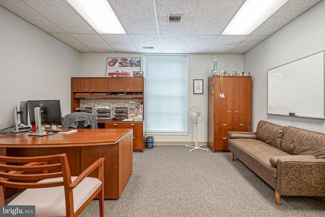 101 E MAIN ST, Moorestown, NJ 08057