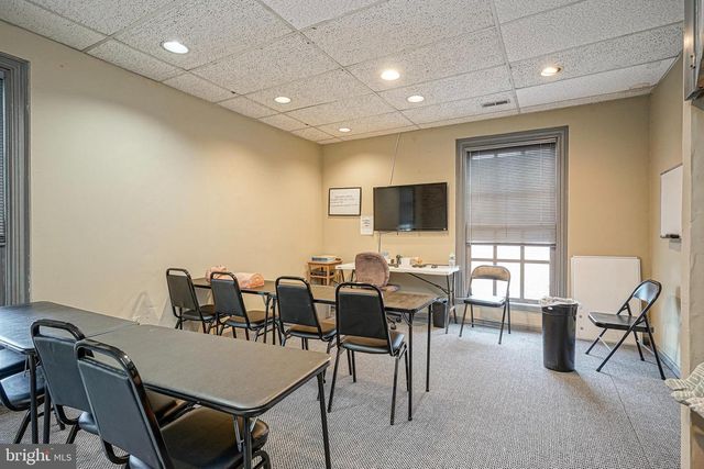 101 E MAIN ST, Moorestown, NJ 08057