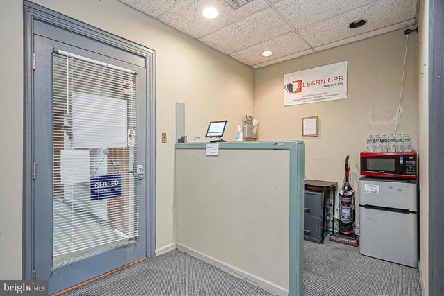 101 E MAIN ST, Moorestown, NJ 08057