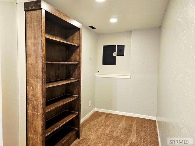 194 S Saint Charles Road, Salmon, ID 83467