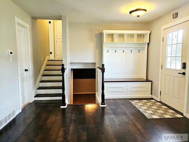 194 S Saint Charles Road, Salmon, ID 83467