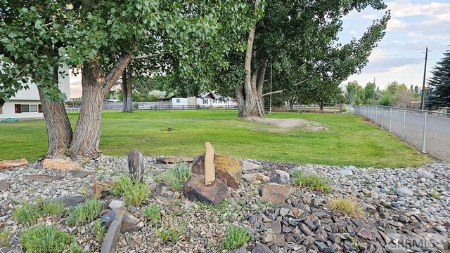 194 S Saint Charles Road, Salmon, ID 83467